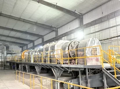 内蒙2200KW 33米大型电磁回转窑乌兰茶晶项目现场